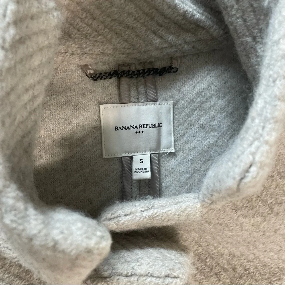 Banana Republic Light Gray Wool Blend Coat - Picture 5 of 7